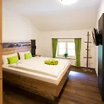 Schleipfnerhof Urlaub Auf Dem Bauernhof * Bernau am Chiemsee