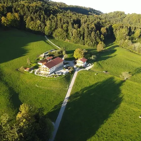 Gospodarstwo agroturystyczne Schleipfnerhof Urlaub Auf Dem Bauernhof *